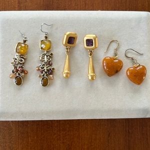 Costume set of earrings